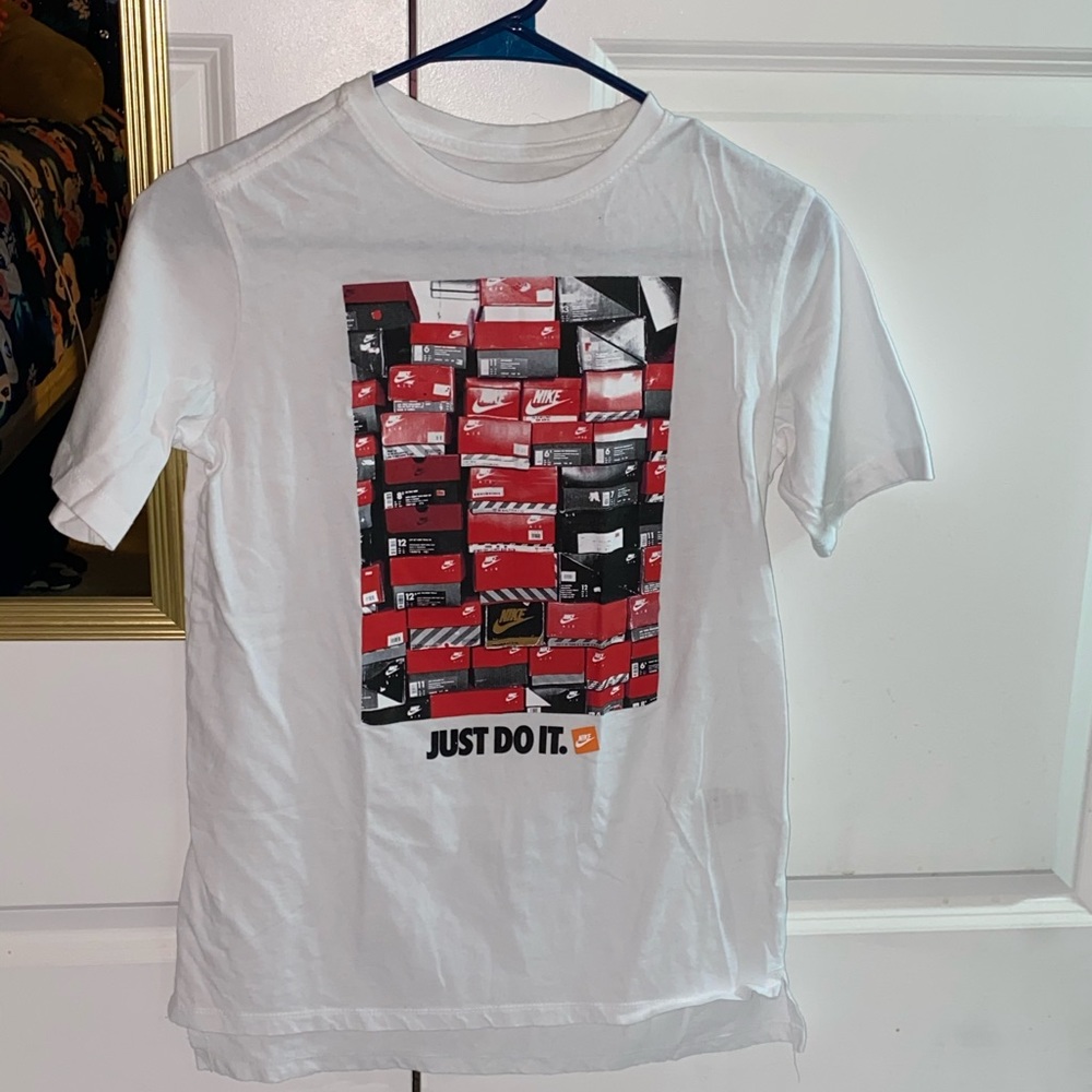 shoe box tee - Picture 2 of 3